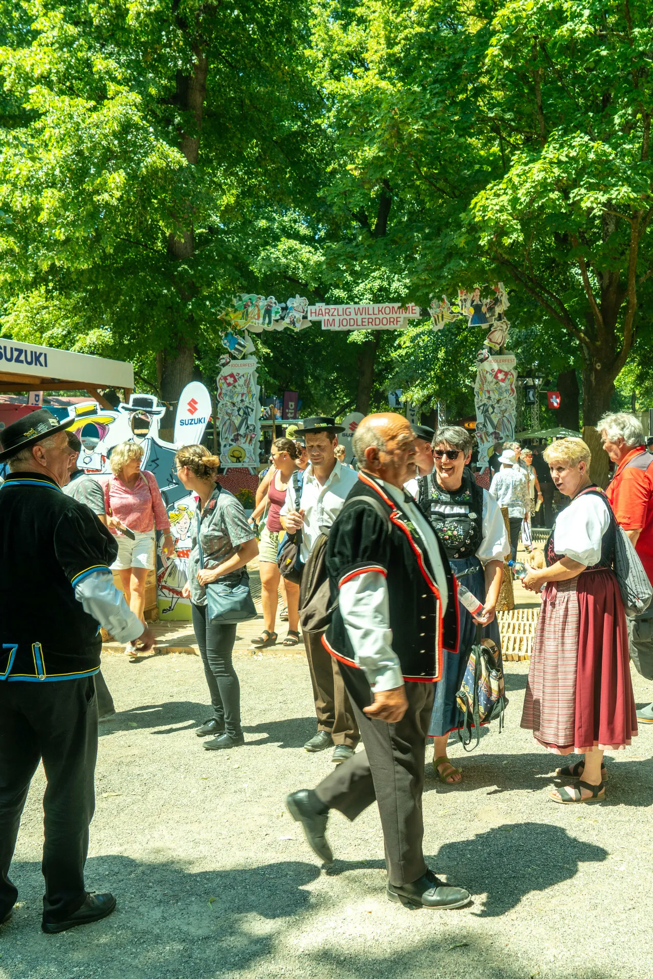DSC03778.jpg_compressed